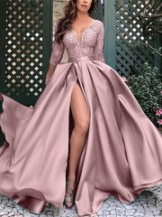 Maxikleid mit V-Ausschnitt, hohem Schlitz und Pailletten