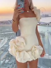 One-Shoulder Rüschen Bud Kleid