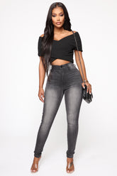 Way Too High Rise Skinny Jeans - Schwarz