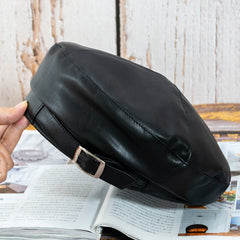 Hut aus Pu-Leder mit quadratischer Schnalle