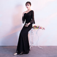Brooke – Abendkleid aus Spitze mit V-Ausschnitt
