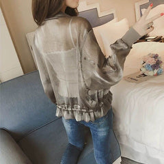 Transparente grau-weiße Oversize-Reißverschlussjacke