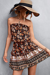 Gesmoktes Minikleid im Bohemian-Stil mit Blumenmuster