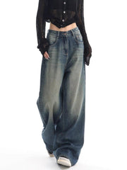 Baggy Boyfriendjeans im Vintage-Waschungslook der 90er