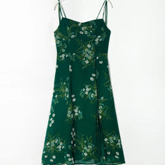 Grünes Midikleid mit Schnürung und Schlitz