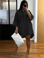 Lässiges, lockeres Hemdkleid mit Knopfleiste