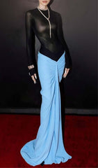 Gerafftes Maxikleid mit tiefer Taille in Blau