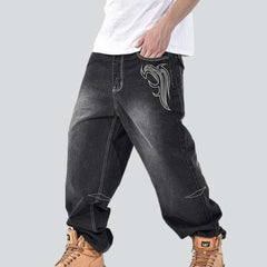Bestickte weite Jeanshose für Herren