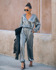 That's A Wrap Plissee-Jumpsuit mit Taschen - Silber
