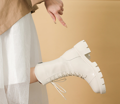 Trendy Moves – Kampfstiefel mit Schnürung
