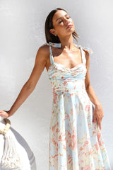 Luftiges Fit & Flare Sommer-Midikleid mit Bindebändern und Blumenmuster - Aprikose