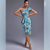 Ärmelloses, figurbetontes Midikleid mit One-Shoulder-Träger und Rüschen