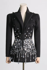 Raffiniertes Langarmkleid mit Strass-Pailletten-Design