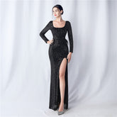 Viv – Formales Glitzerkleid mit hohem Schlitz