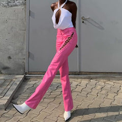 Jeans mit niedriger Taille und Ösenschnürung