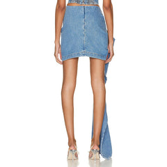 Minirock aus Denim mit Blumenverzierung