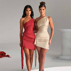 Lennox – Formelles One-Shoulder-Minikleid aus Satin