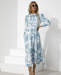 Tempe – Midikleid mit Blumenmuster und Rüschen - Blau