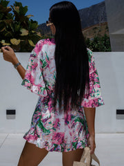 Kurzer Jumpsuit mit Blumenmuster und kurzen Ärmeln