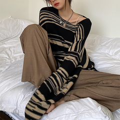 Oversize-Strickpullover mit Streifen