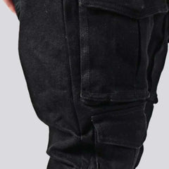 Herrenjeans mit mittlerer Taille