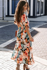 Luftiges Chiffon-Maxikleid mit V-Ausschnitt und hohem Schlitz für den Strandurlaub - Blumen