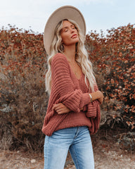 Carry On Strickpullover mit V-Ausschnitt – Dusty Cedar – ENDGÜLTIGER VERKAUF