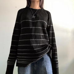 Gestreifter Rippenpullover