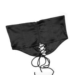 V-Ausschnitt, Schnürung, seitlicher Schlitz, figurbetontes Slip-Minikleid - Schwarz