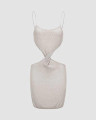 Mallium – Minikleid aus Strick mit Twist-Ausschnitt