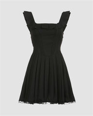 Ilanara – Ausgestelltes Korsettkleid