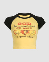 Gott sieht zu, also gib ihr eine gute Show T-Shirt