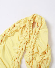 Tanigrei – Tief ausgeschnittenes Statement-Minikleid