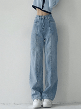 Verwaschene Boyfriendjeans mit Nahtdetail