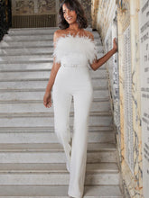 Jumpsuit mit Tube-Top und Federn