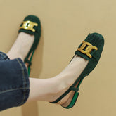 Daliyah – Slingback-Schuhe aus Wildleder mit Quaste und Kette