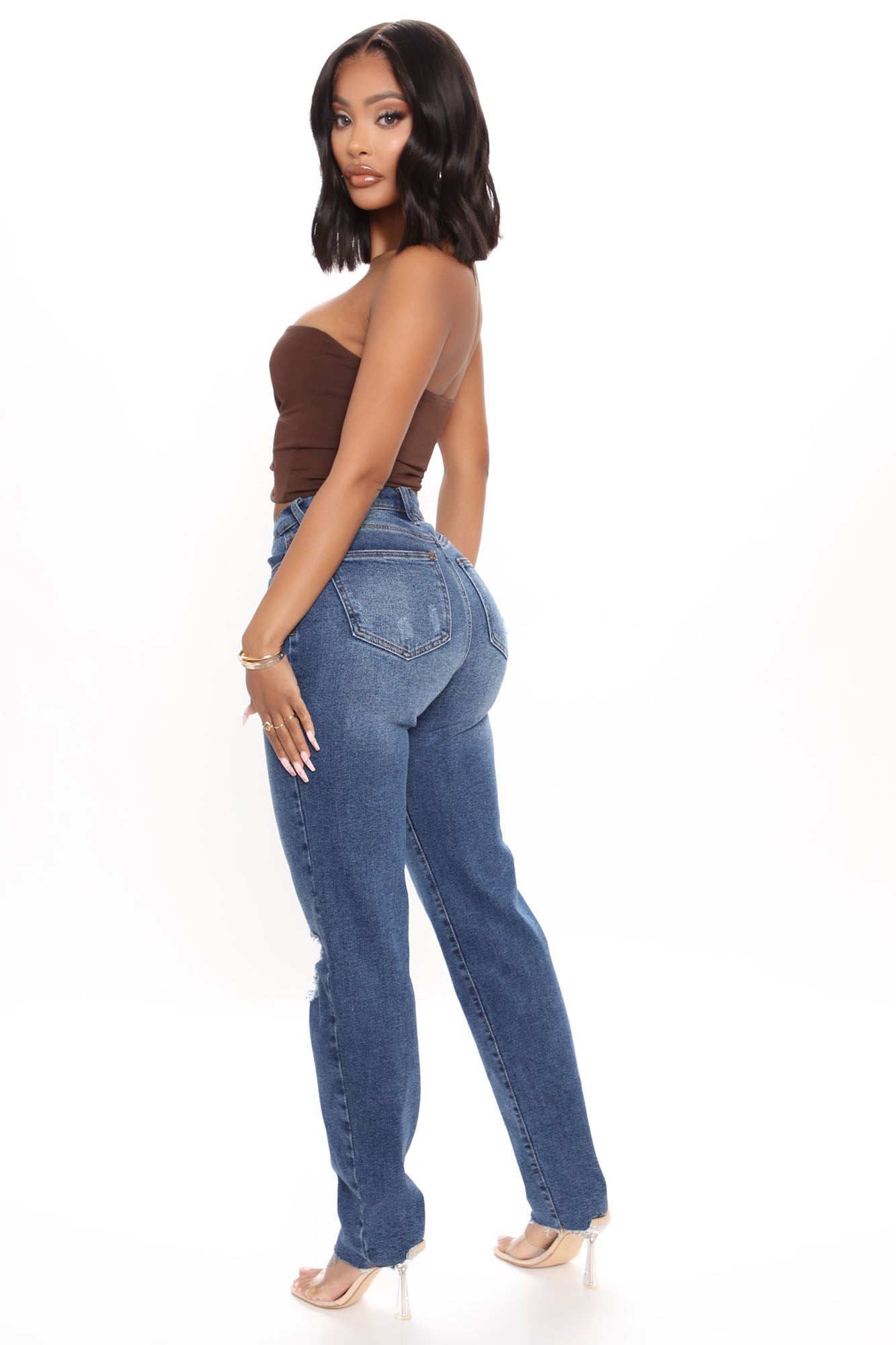 Survival Of The Fittest – Zerrissene Boyfriendjeans – Dunkle Waschung