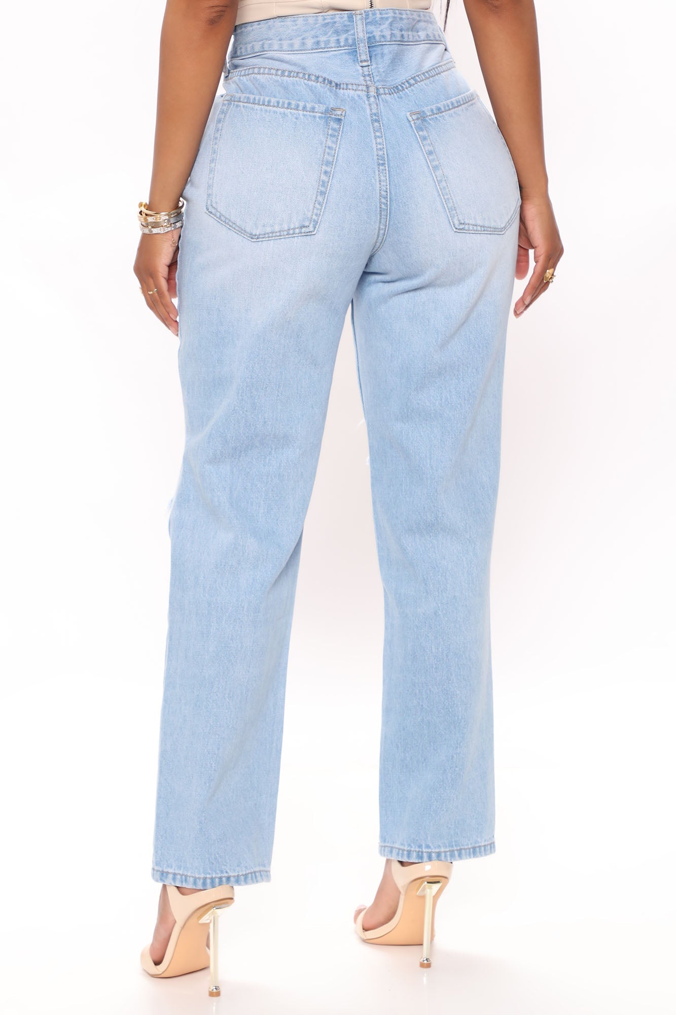 So Into You – Mom-Jeans mit hohem Bund – Hellblaue Waschung