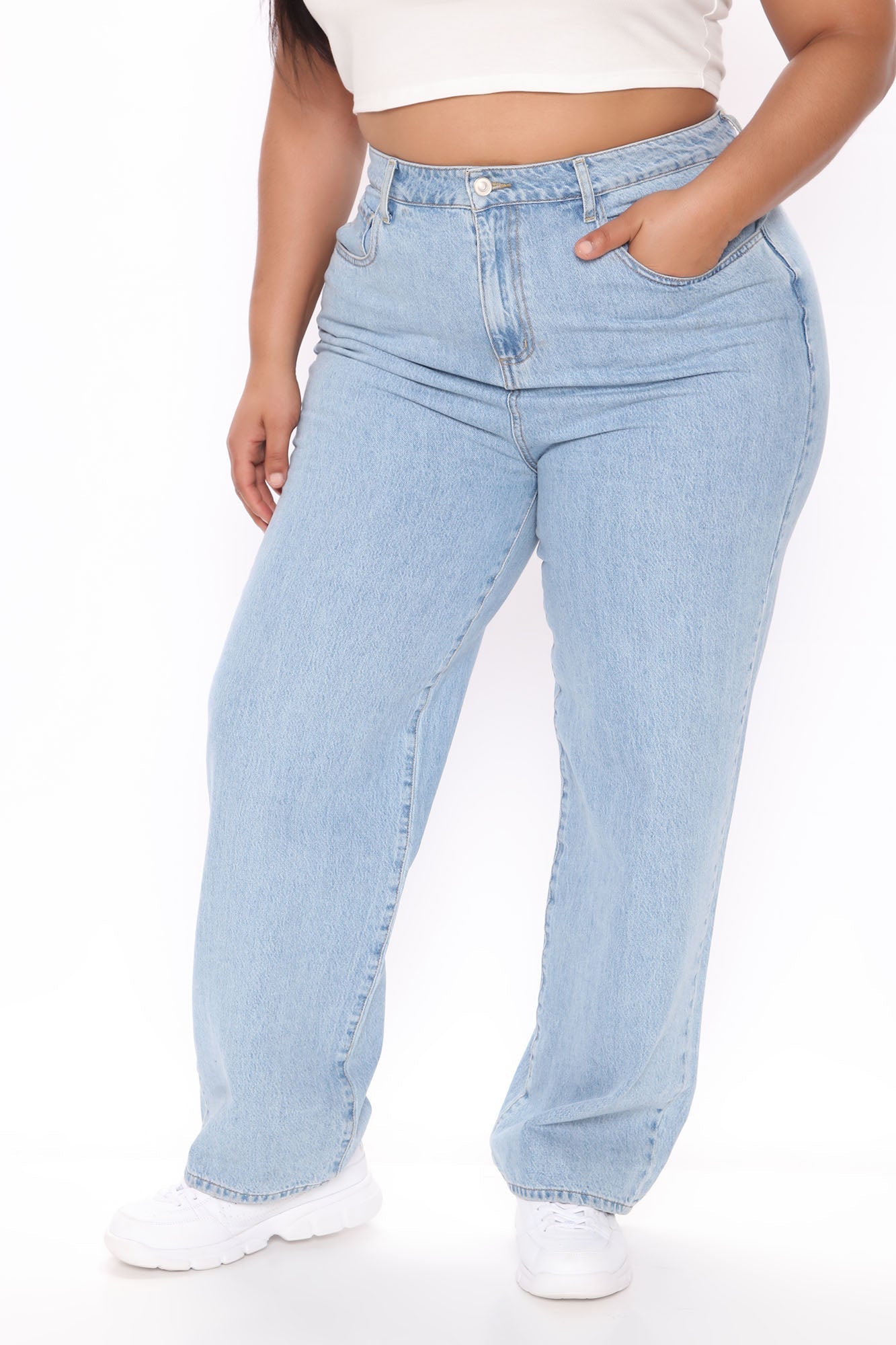 Low Rider Slouch Fit Jeans – Hellblaue Waschung