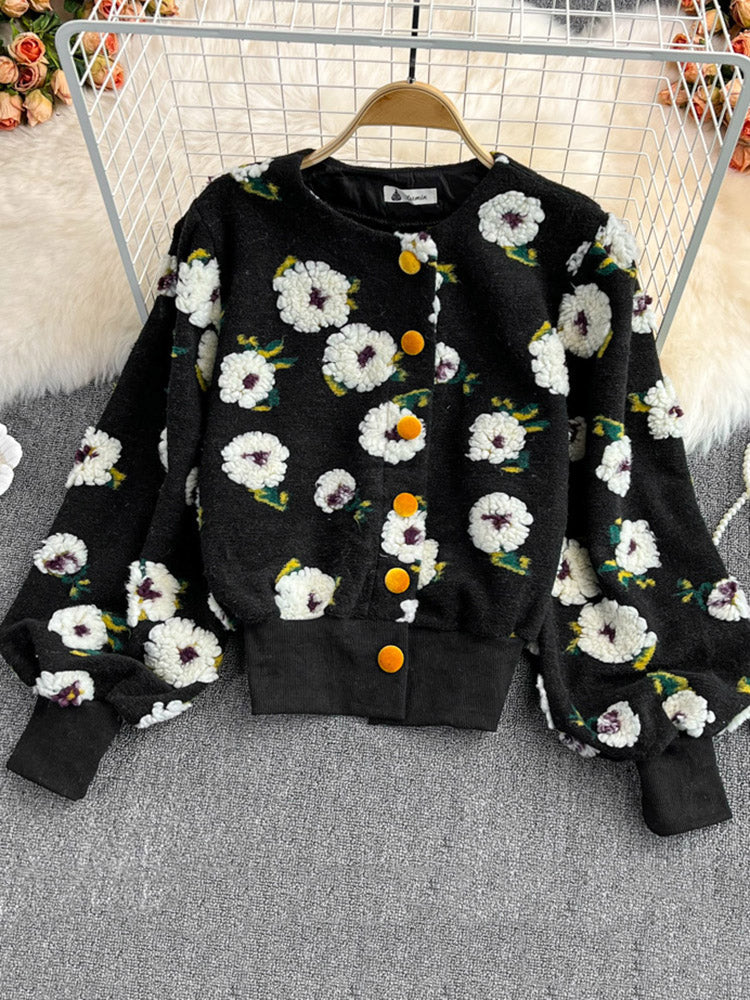 Mantel aus Plüsch mit Blumenknöpfen
