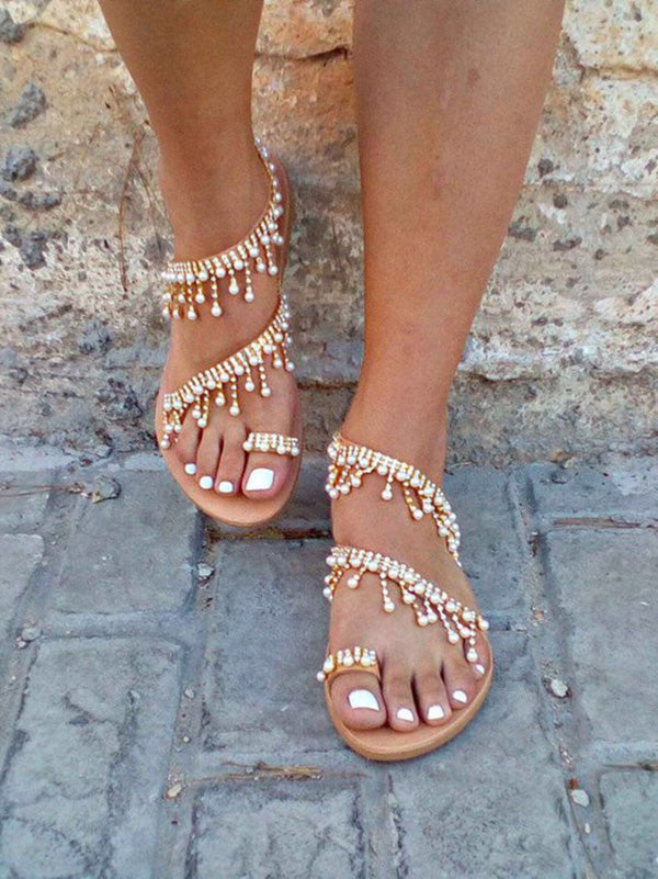 Flache Sandalen mit Perlen-Bling