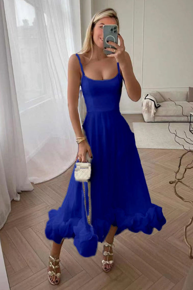 Vestido midi con bustier y volantes