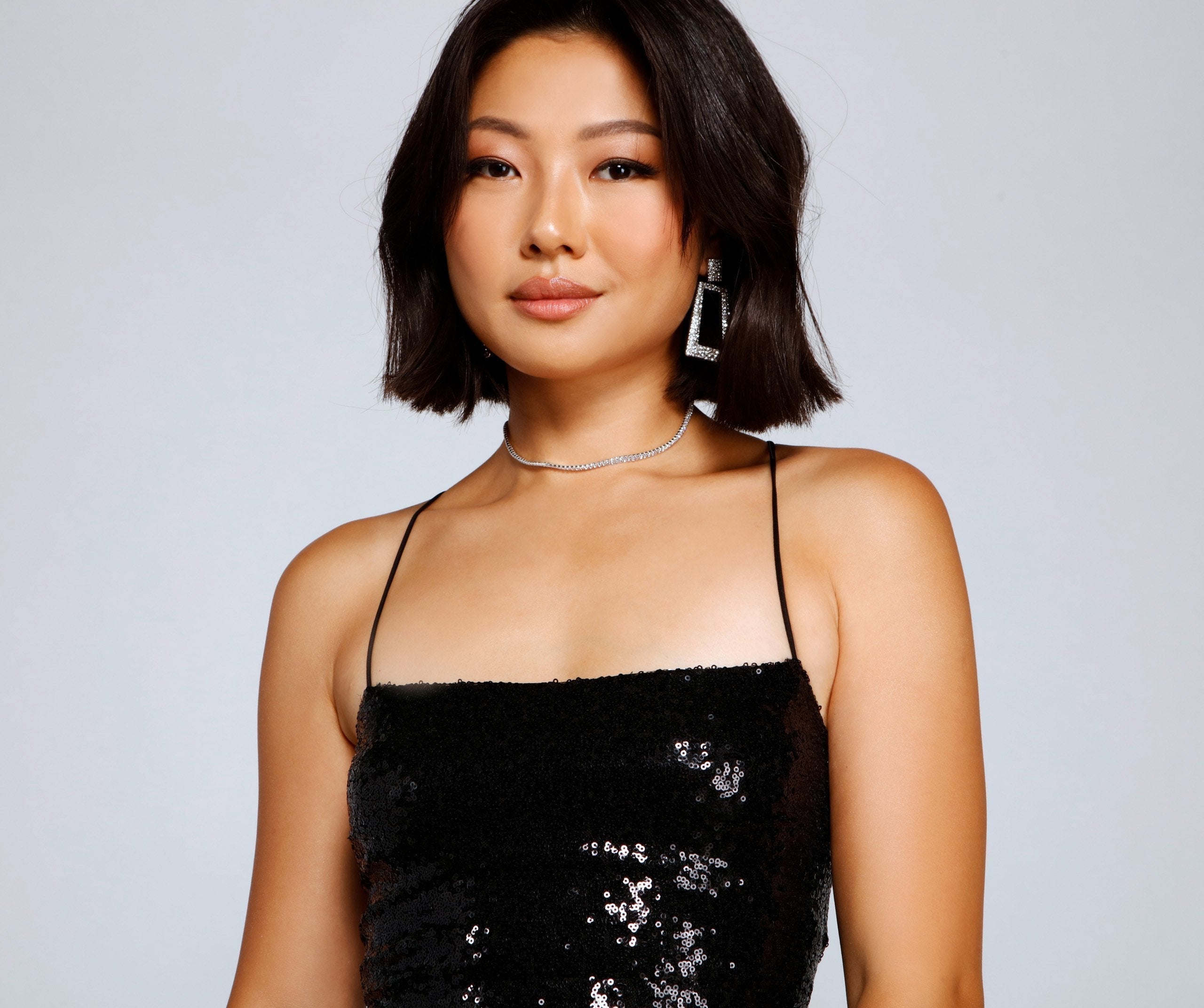 Freches Skaterkleid mit Pailletten