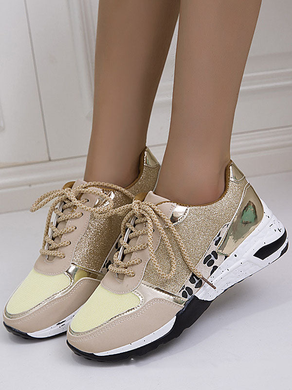 Lässige Sneakers mit Glitzer-Leopardenmuster