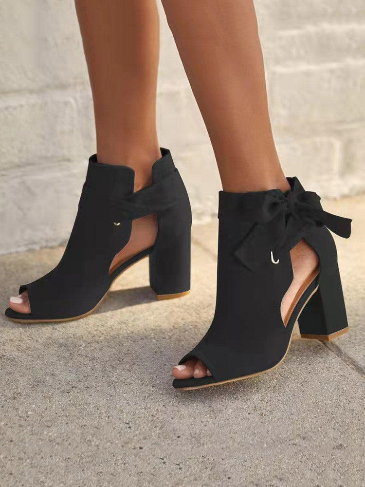 Klobige Sandalen aus Wildleder mit Peeptoe