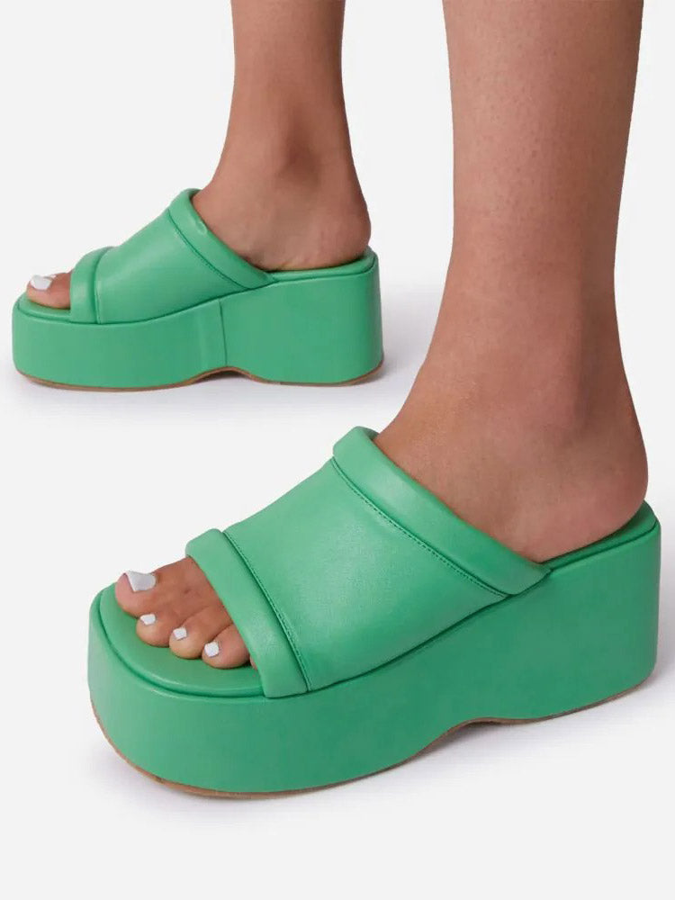 Sandalen mit Plateauabsatz und Keilabsatz