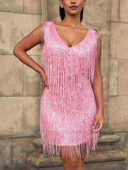 Ärmelloses Kleid mit Pailletten und Quasten