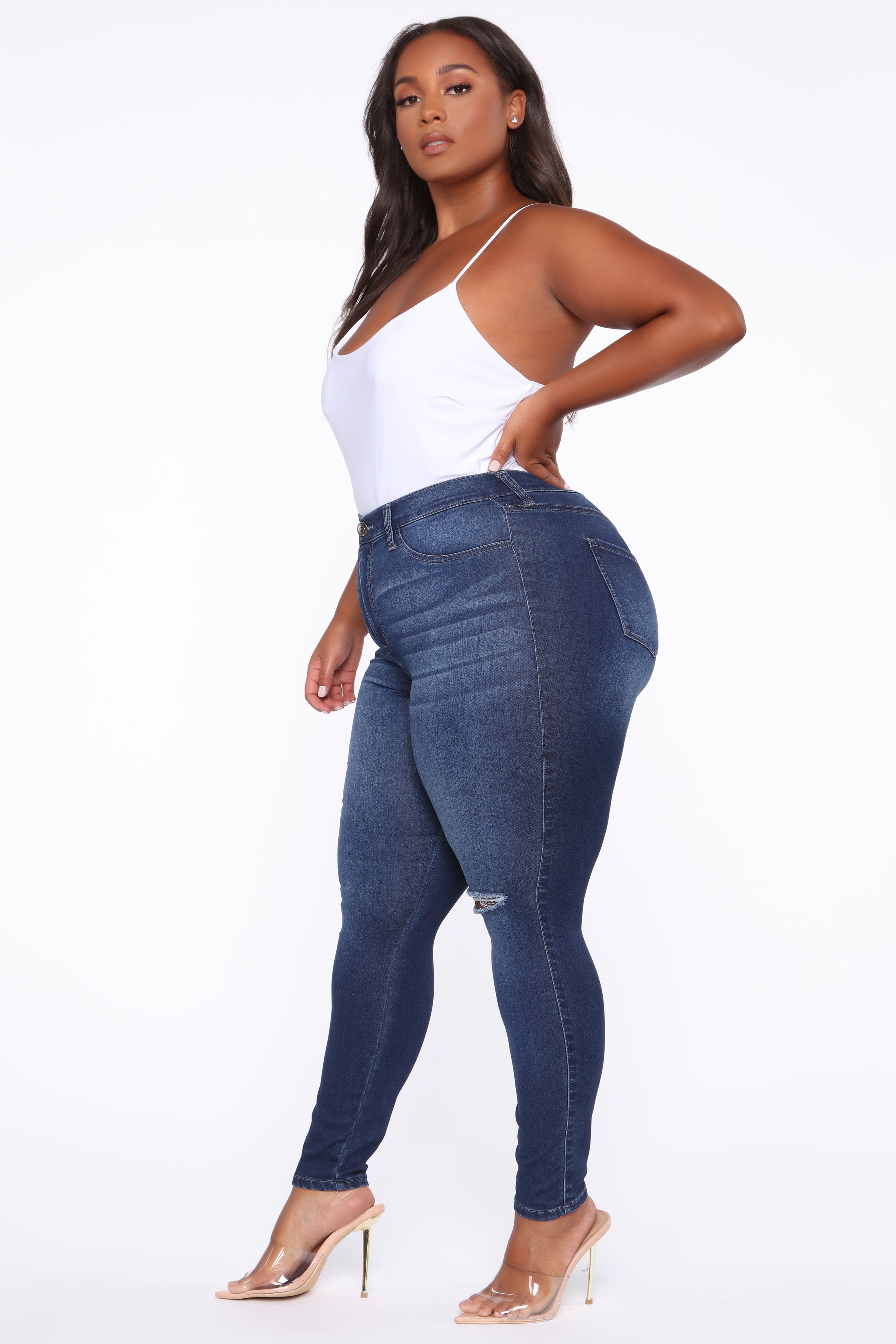 Swing My Way – Skinny Jeans mit hohem Bund – Mittelblaue Waschung