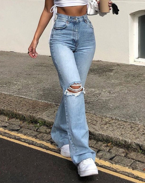 Sirius – Ausgestellte Jeans aus zerrissenem Denim