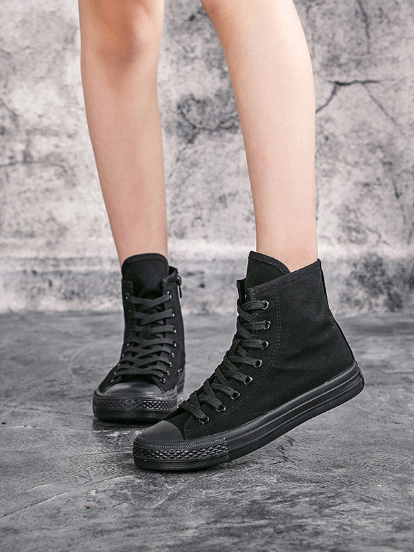 Schnürstiefel aus Segeltuch